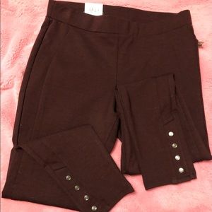 Beautiful Thick Wine colored Mid Rise Leggings!